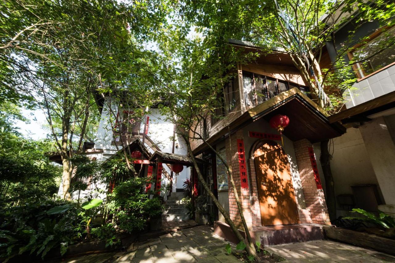 Zhou Ye Cottage Sanyi Exterior foto